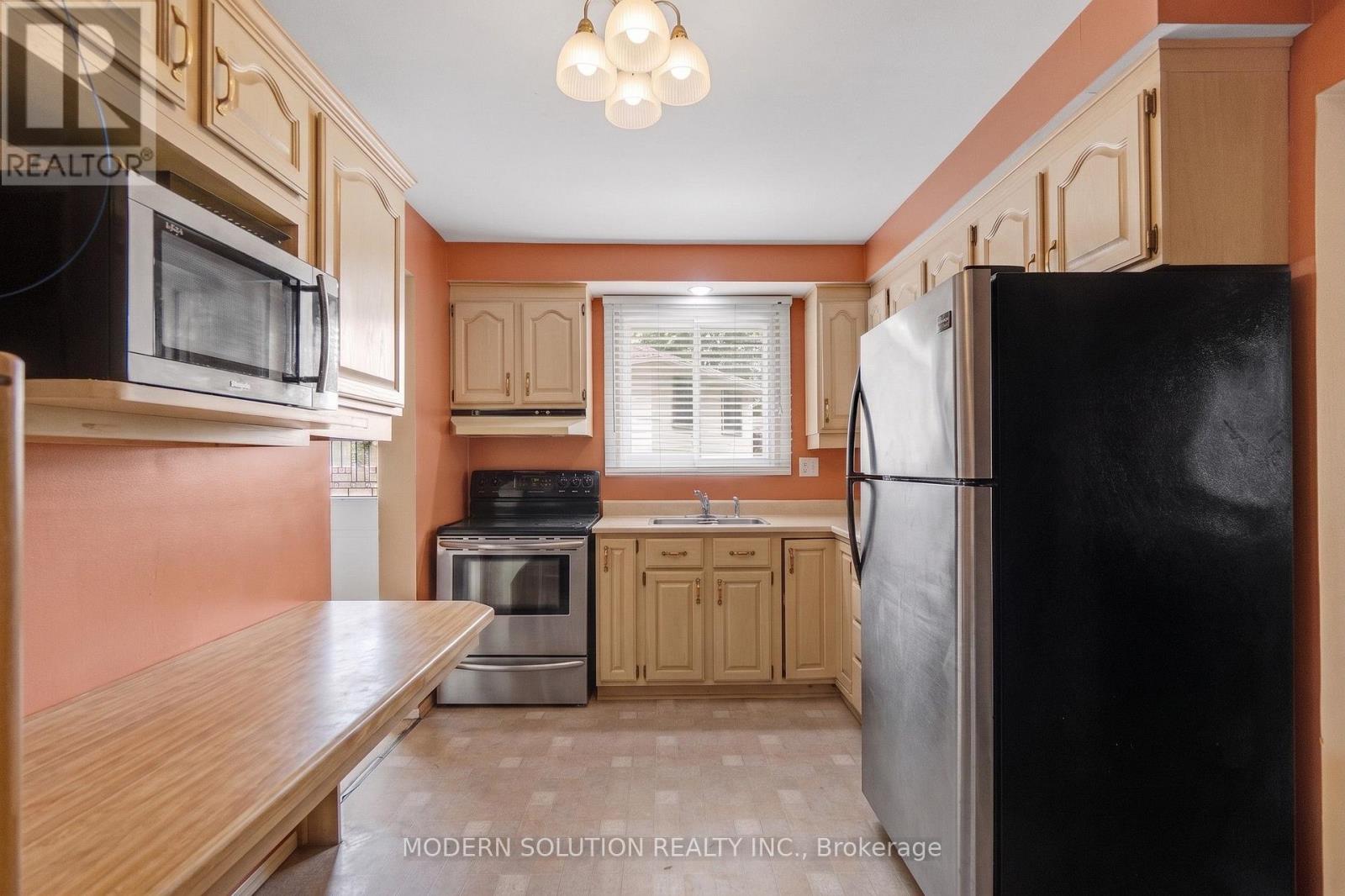 108 FASSETT COURT - 10