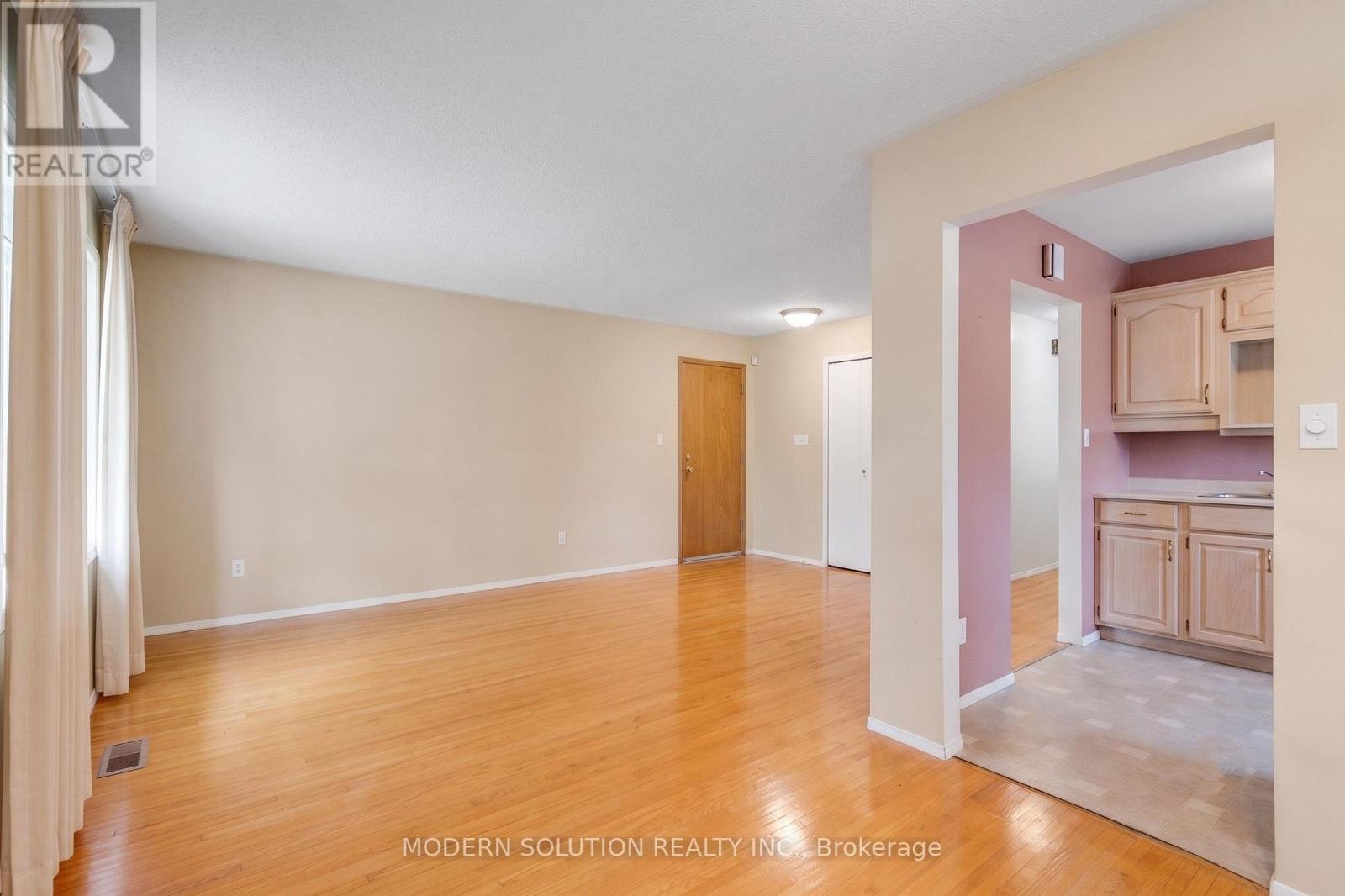108 FASSETT COURT - 15