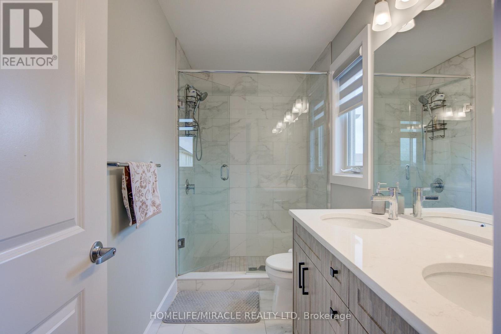 2206 SOUTHPORT CRESCENT - 22