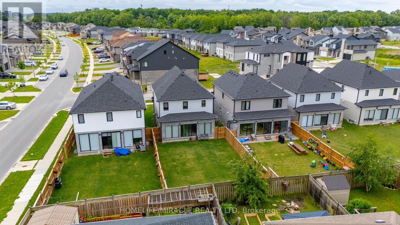 2206 SOUTHPORT CRESCENT - 50