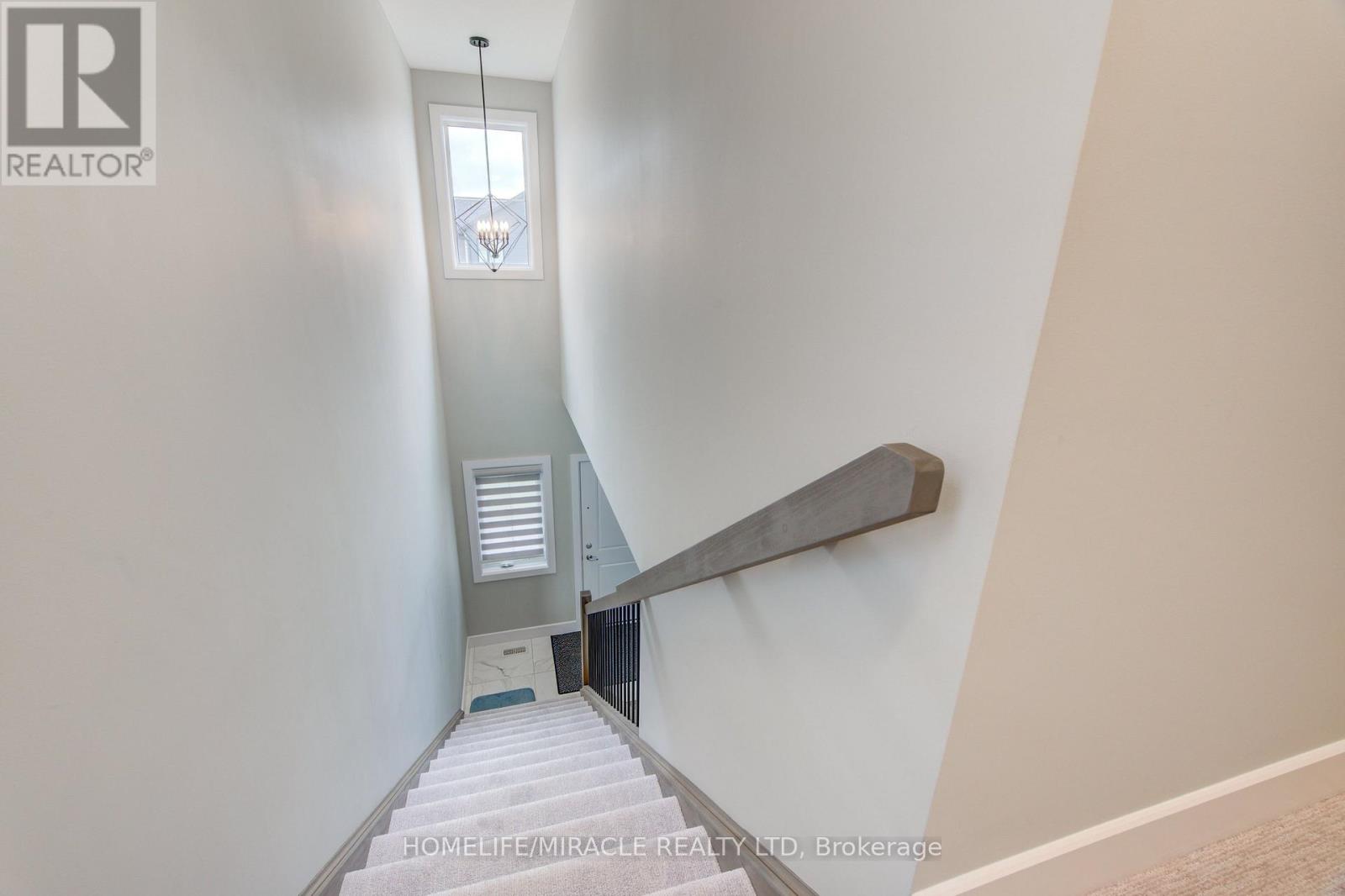 2206 SOUTHPORT CRESCENT - 18