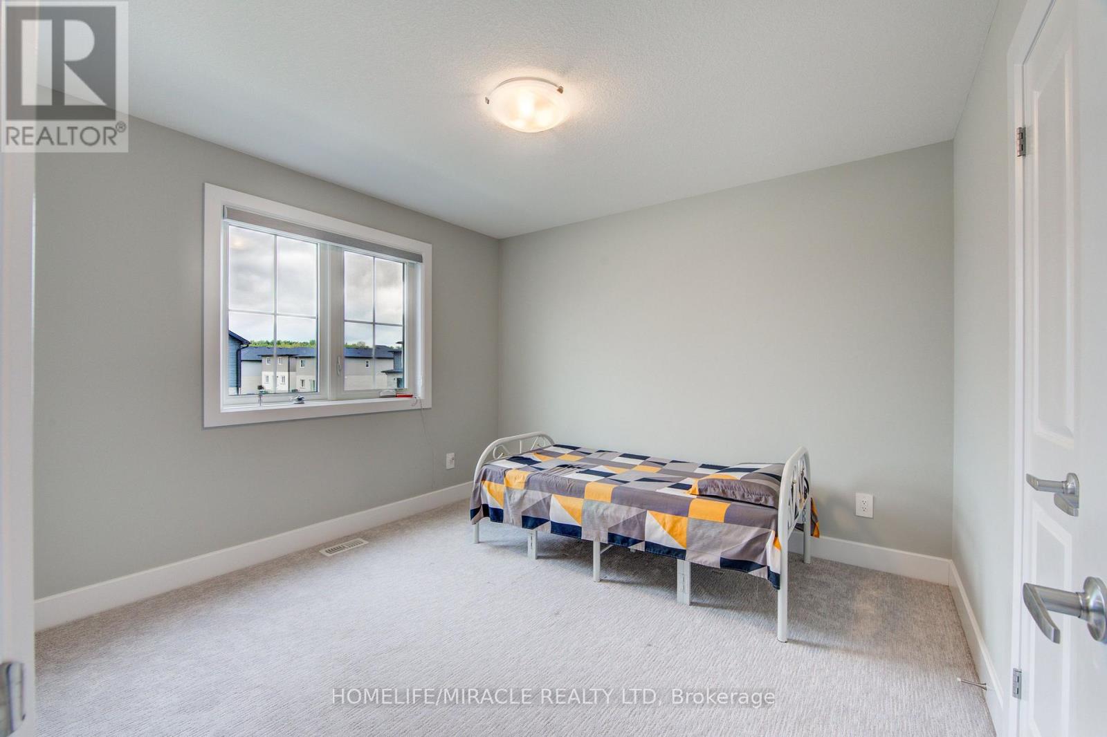 2206 SOUTHPORT CRESCENT - 31