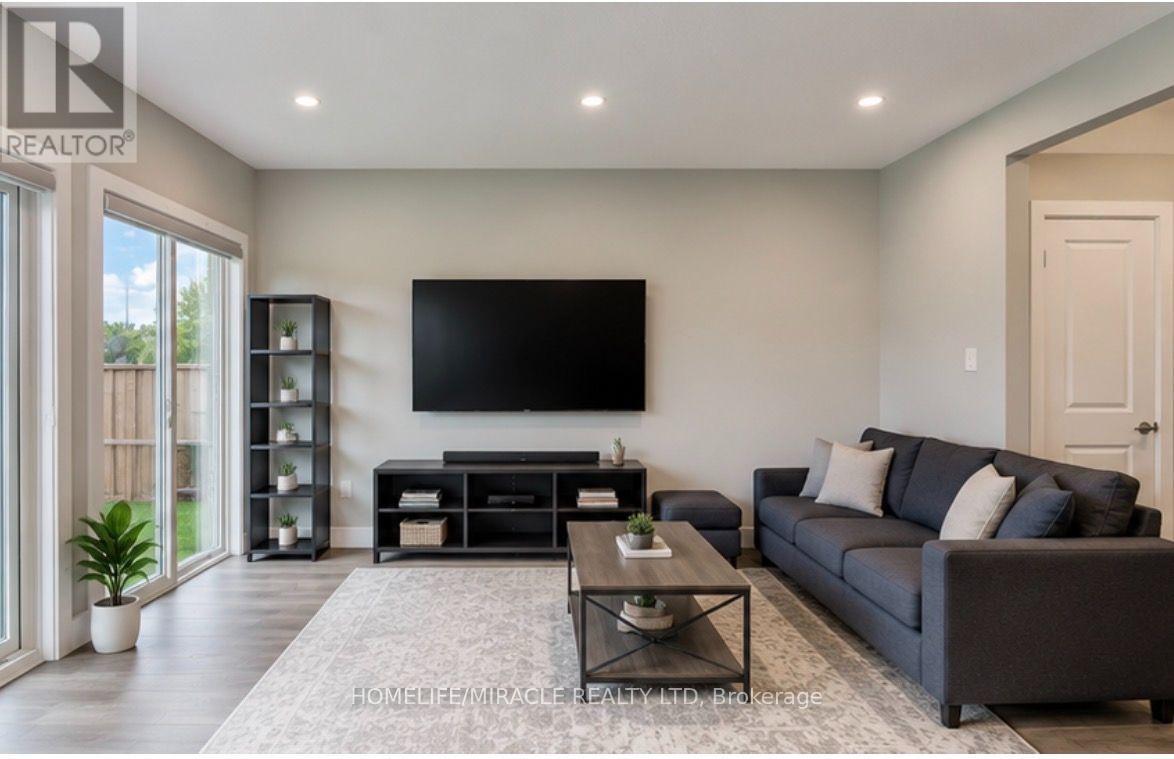 2206 SOUTHPORT CRESCENT - 8