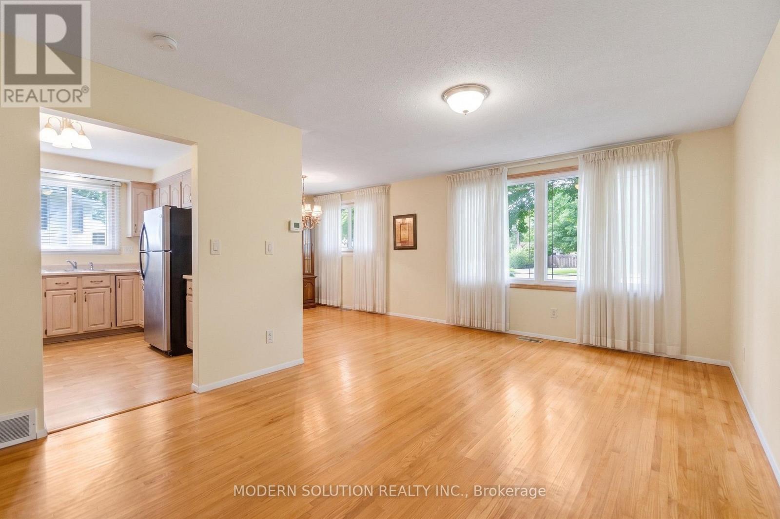 108 FASSETT COURT - 12