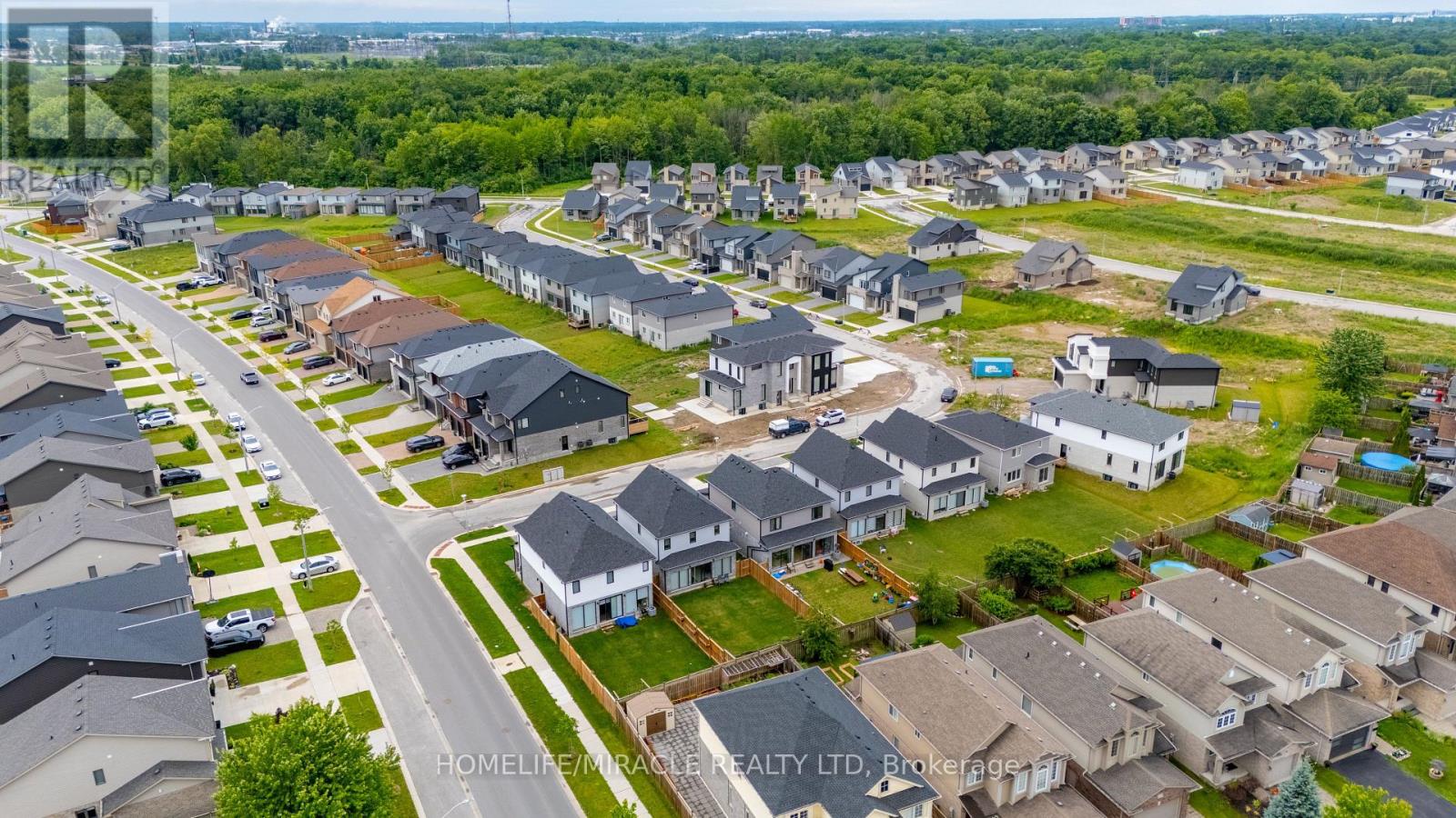 2206 SOUTHPORT CRESCENT - 49