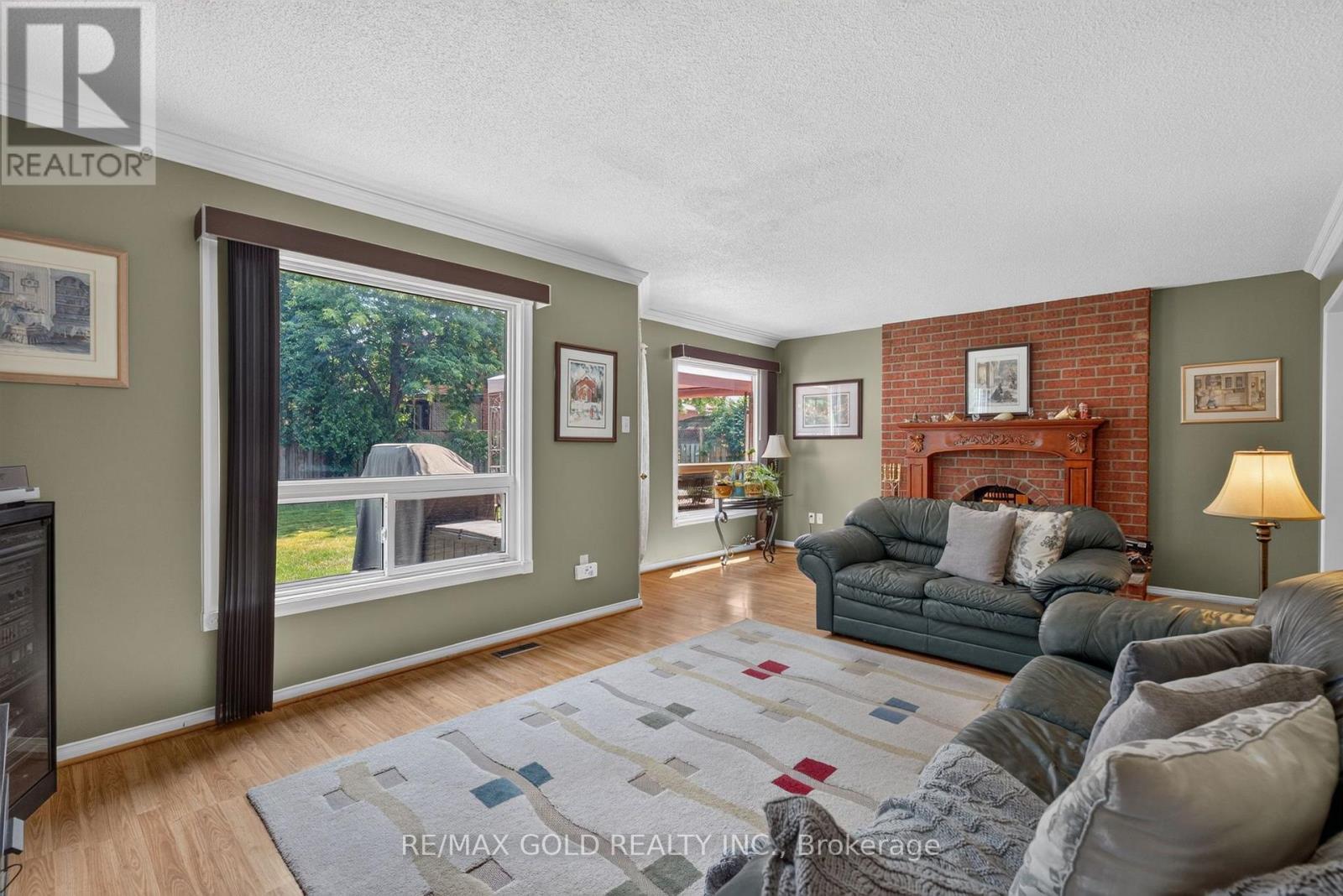 40 SHADYWOOD ROAD - 16