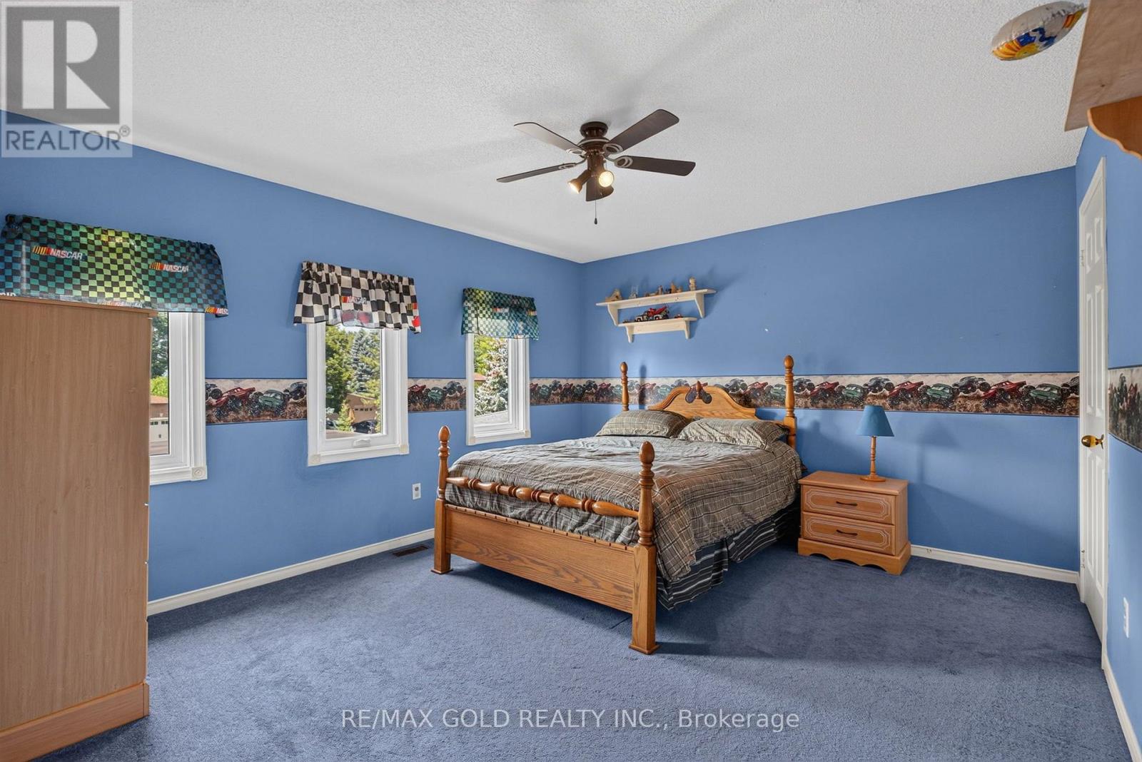 40 SHADYWOOD ROAD - 35