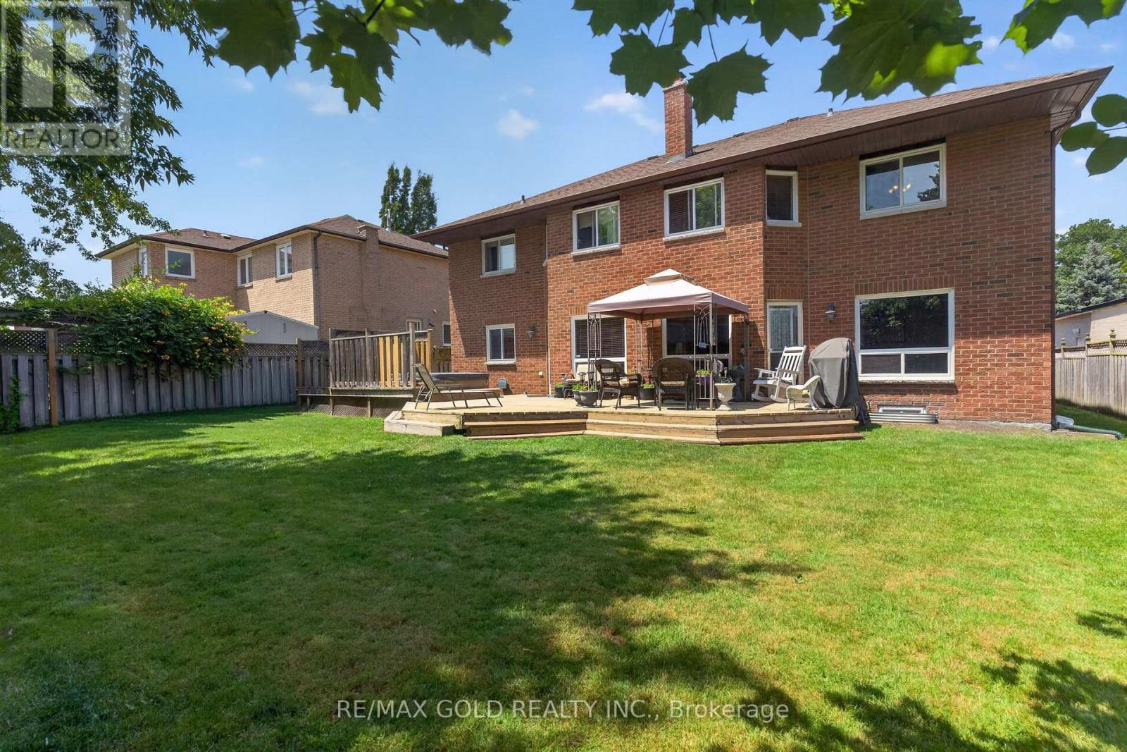 40 SHADYWOOD ROAD - 48