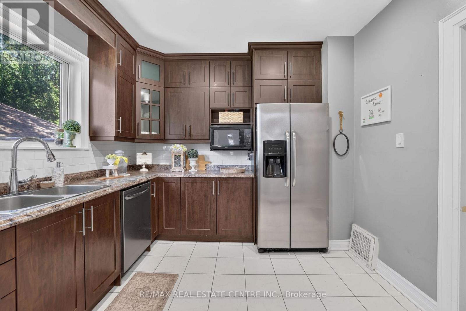 75 WEST STREET W - Image 17