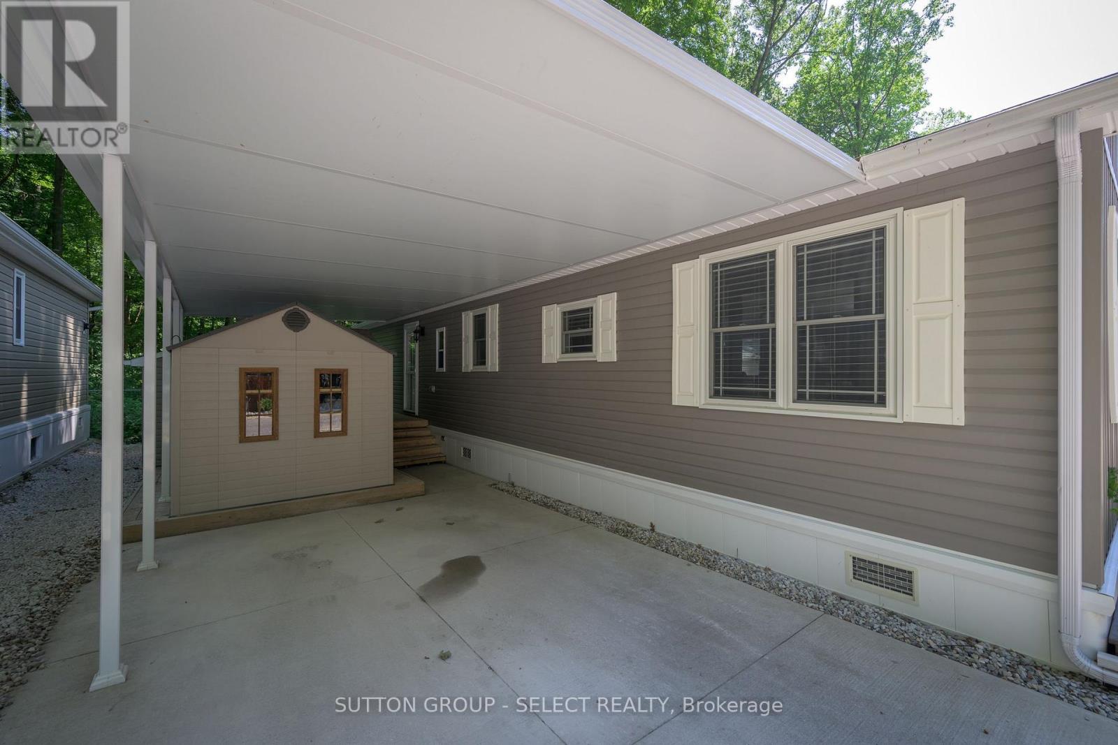 #31 22790 AMIENS ROAD - 7