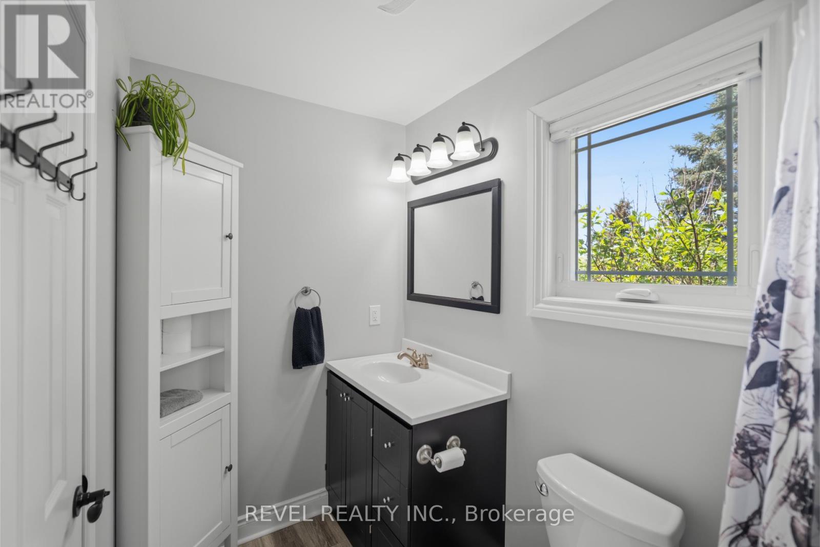 29 SAINT JOHN STREET - 32