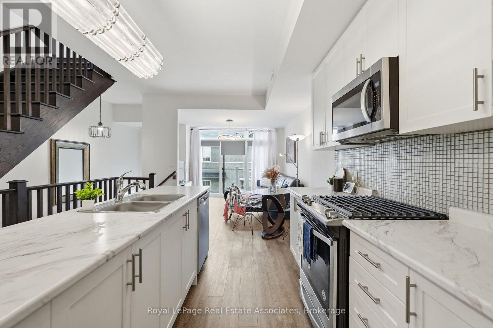 #23 261 SKINNER ROAD - 16