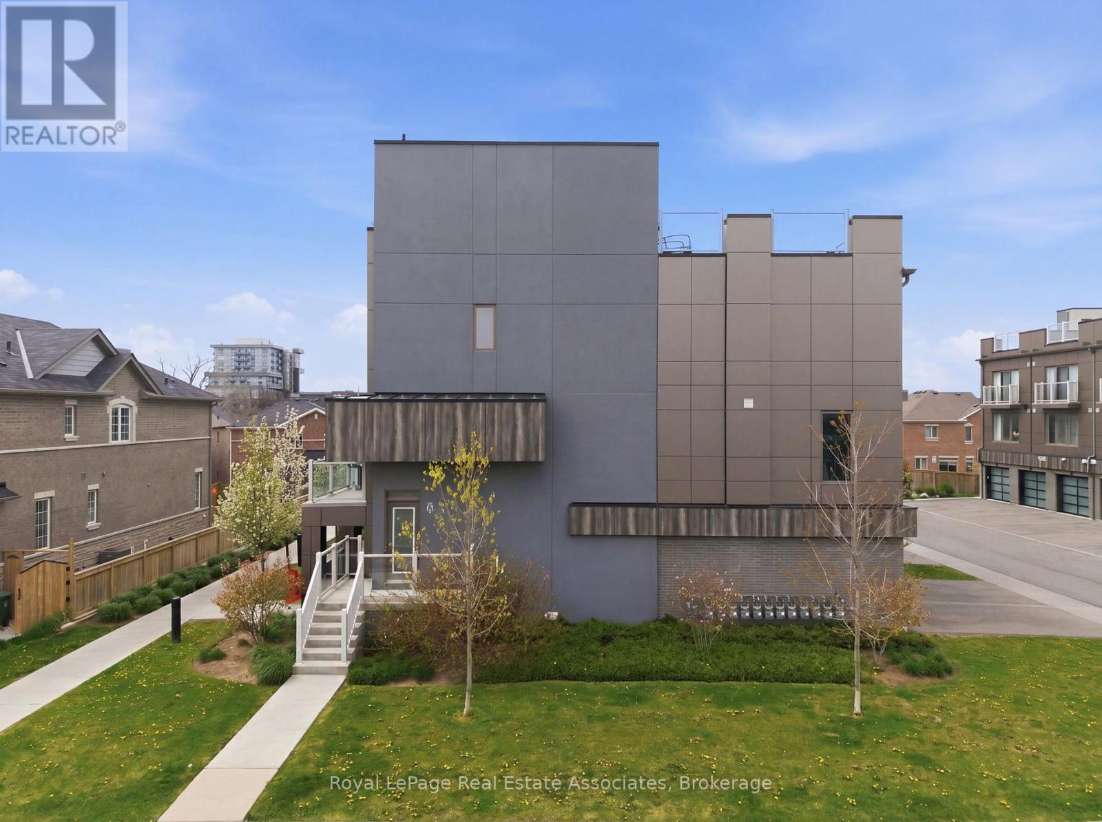 #23 261 SKINNER ROAD - 42