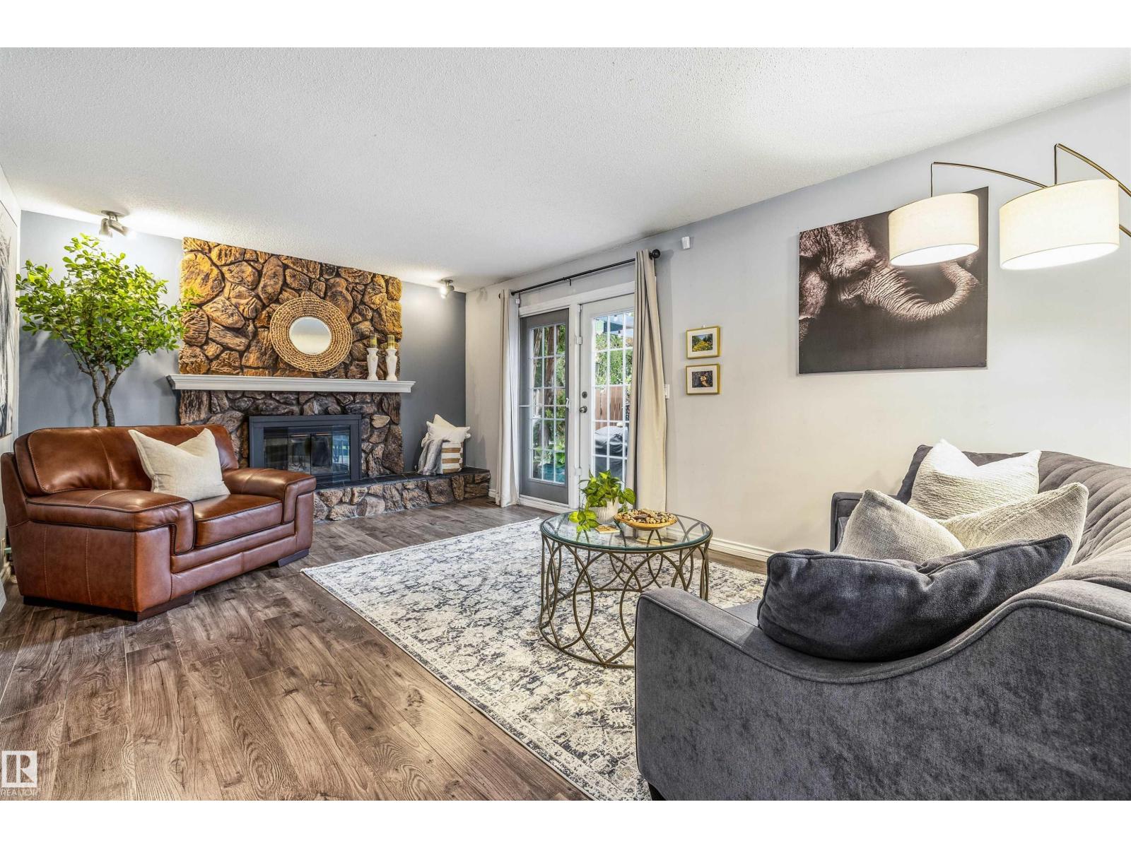 15915 112 ST NW - 16