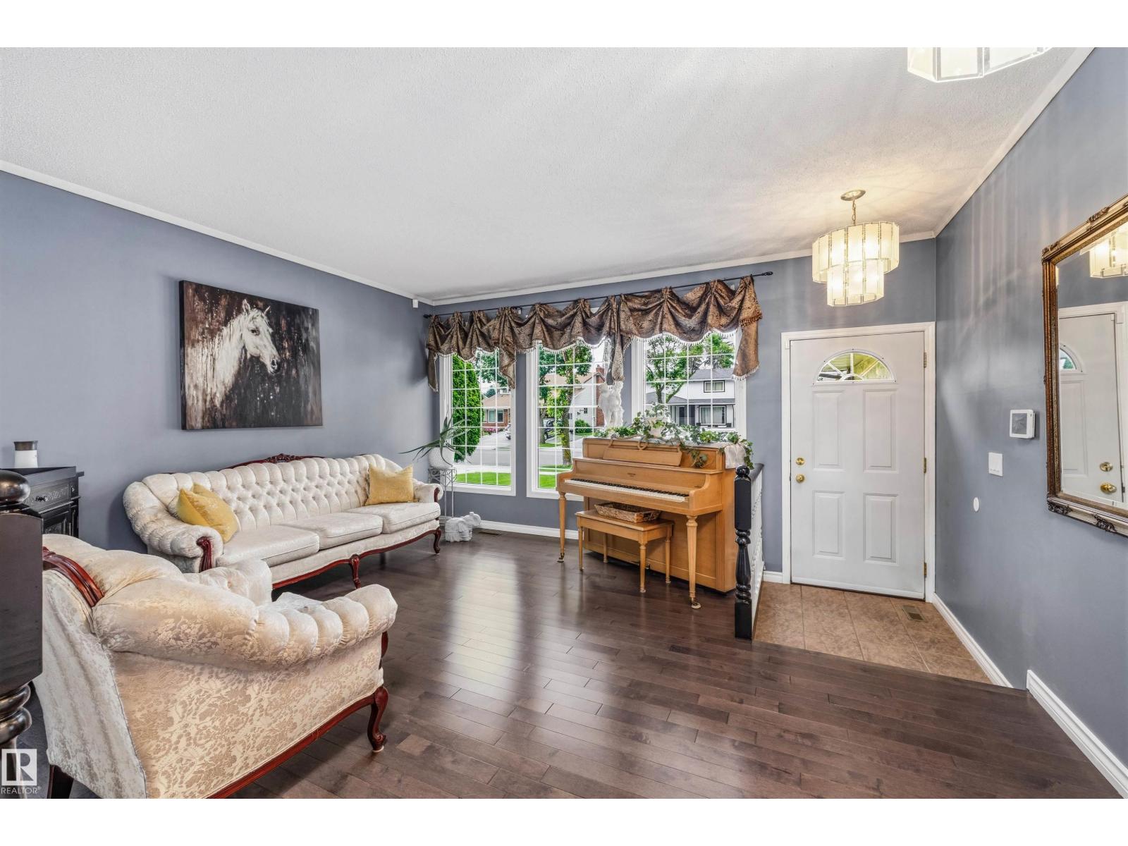 15915 112 ST NW - 2
