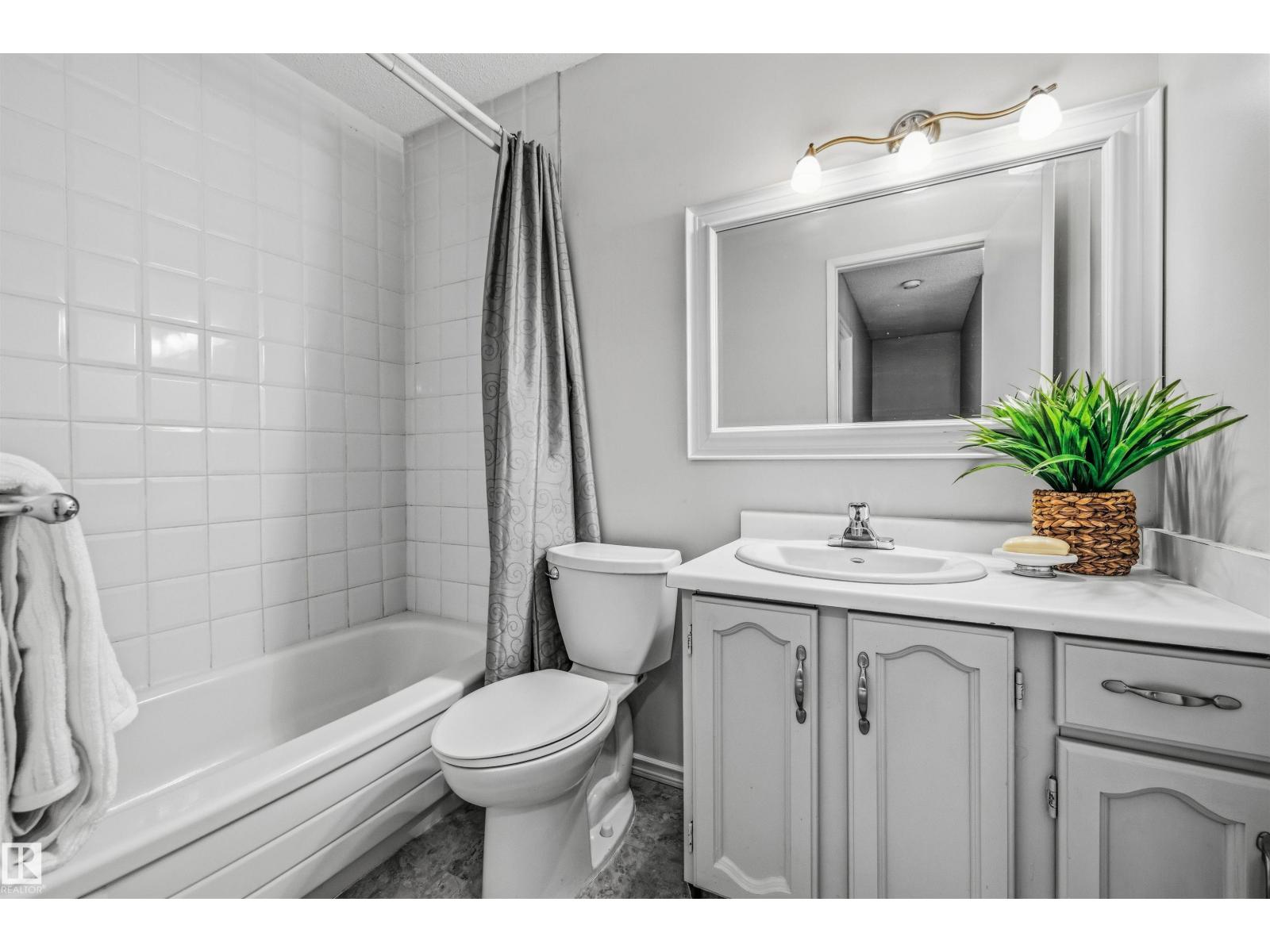 15915 112 ST NW - 30