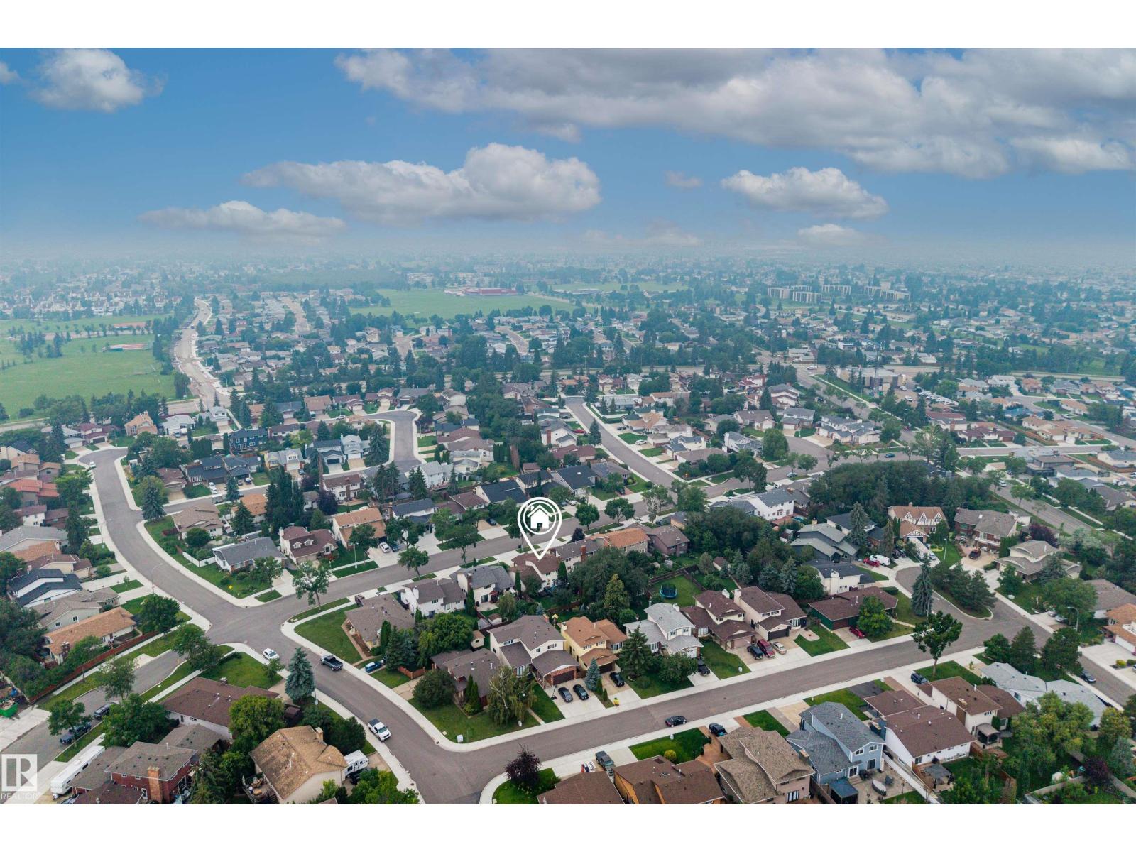 15915 112 ST NW - 45