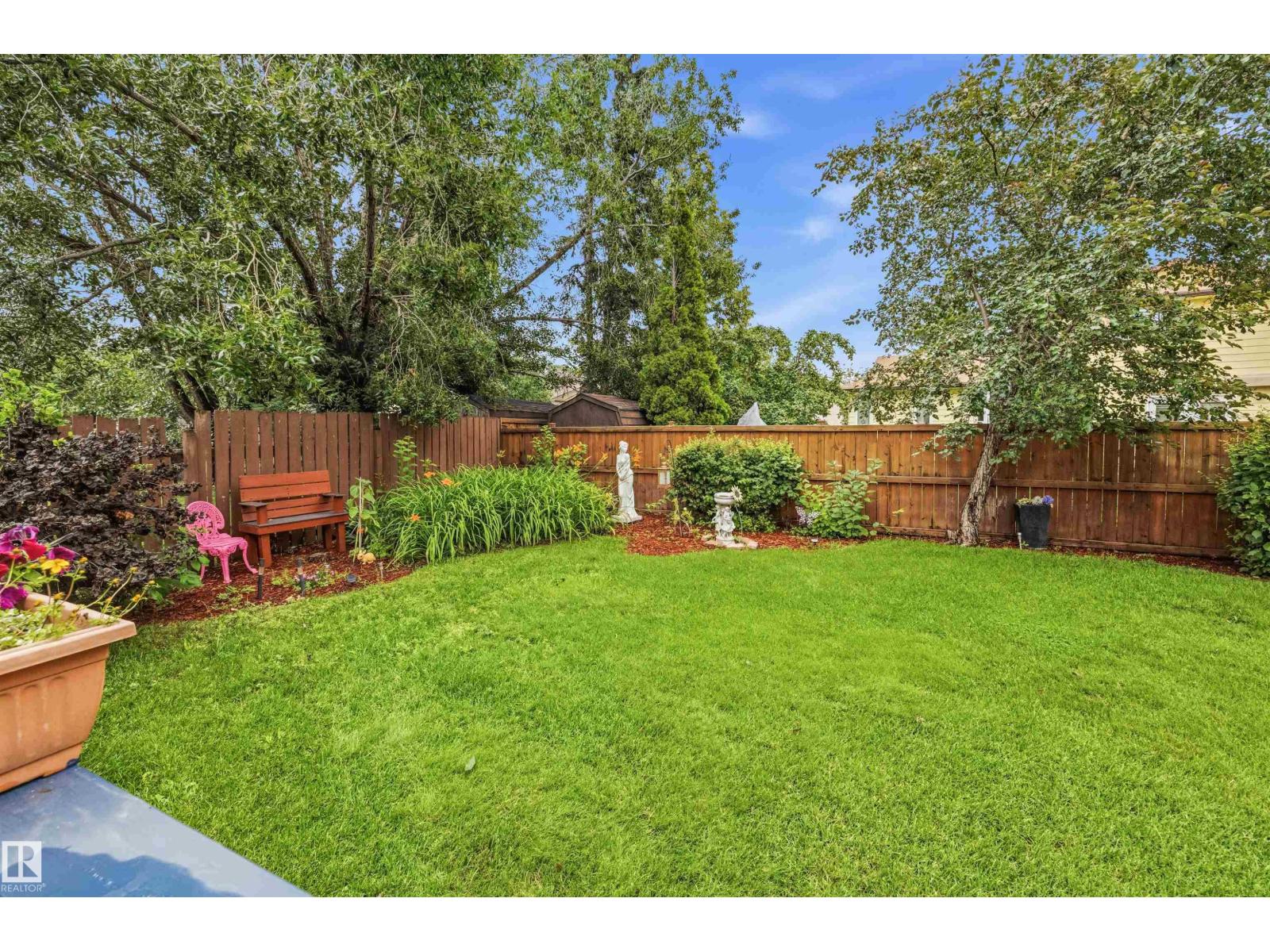 15915 112 ST NW - 38