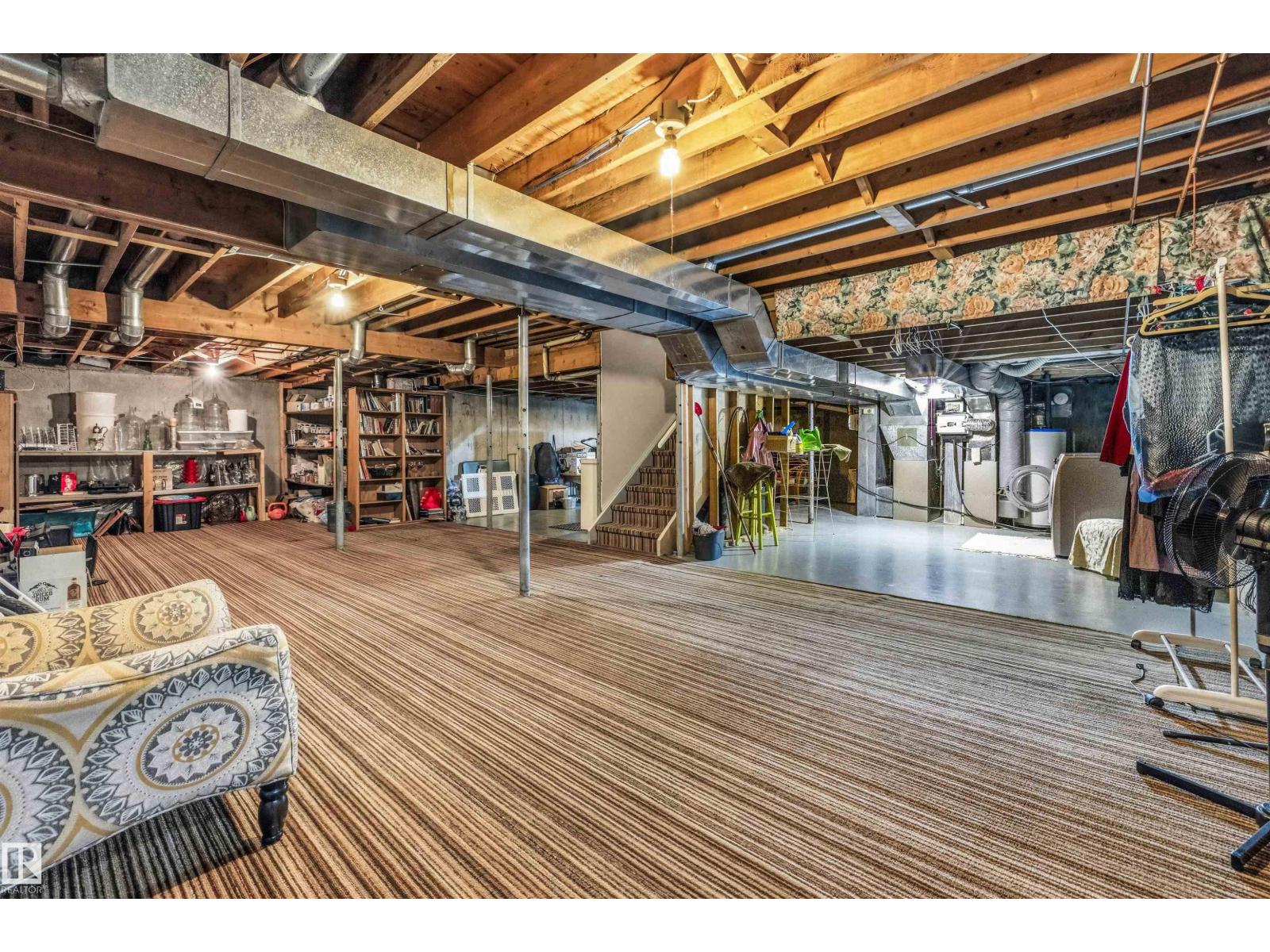 15915 112 ST NW - 31