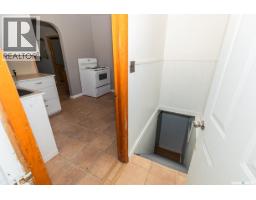 3pc Bathroom - 402 Grand Avenue, Luseland, SK S0L2A0 Photo 10