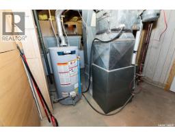 402 Grand Avenue, Luseland, SK S0L2A0 Photo 27