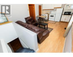 402 Grand Avenue, Luseland, SK S0L2A0 Photo 28