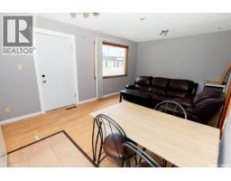 402 Grand Avenue, Luseland, SK S0L2A0 Photo 30
