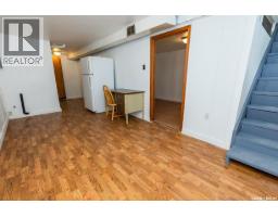 402 Grand Avenue, Luseland, SK S0L2A0 Photo 40
