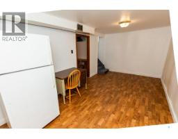 402 Grand Avenue, Luseland, SK S0L2A0 Photo 41