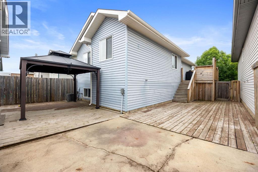 136 Parry Crescent - 31