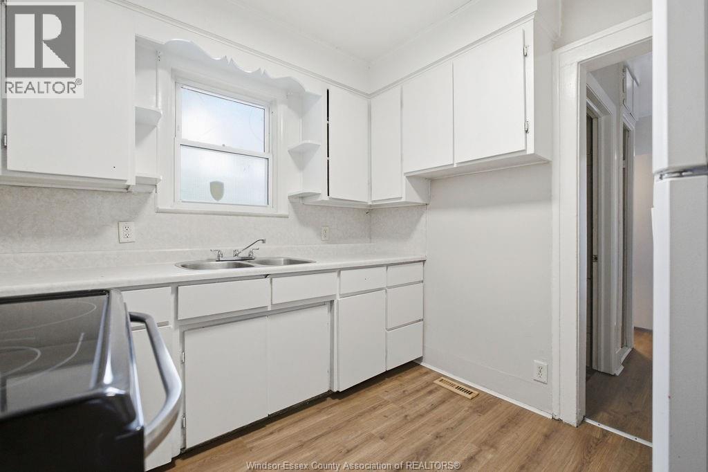1596 COLLEGE - 9