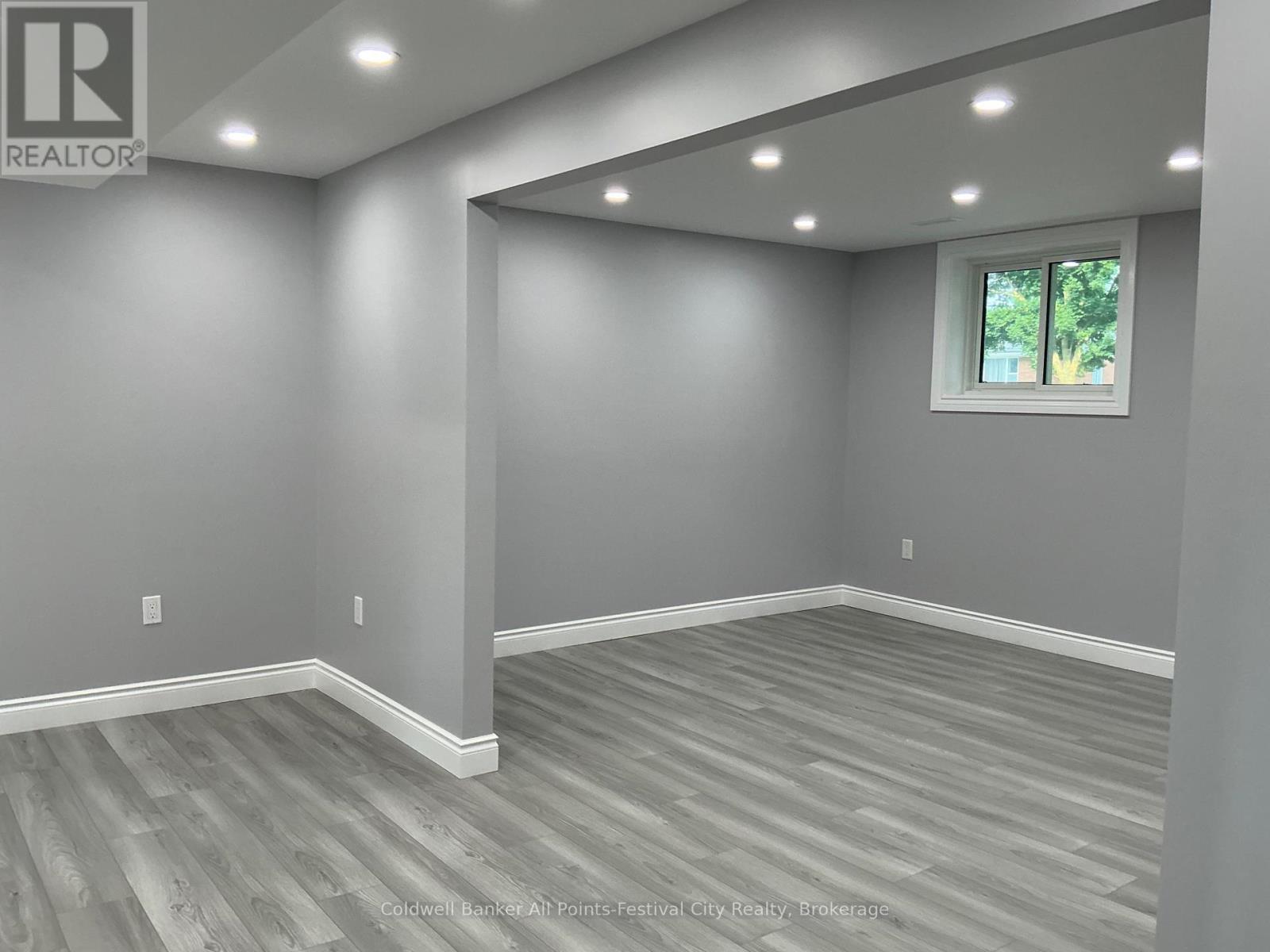 237 WELLINGTON STREET - Image 23