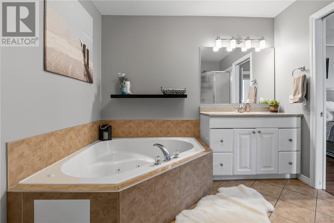 3101 River Road - 19