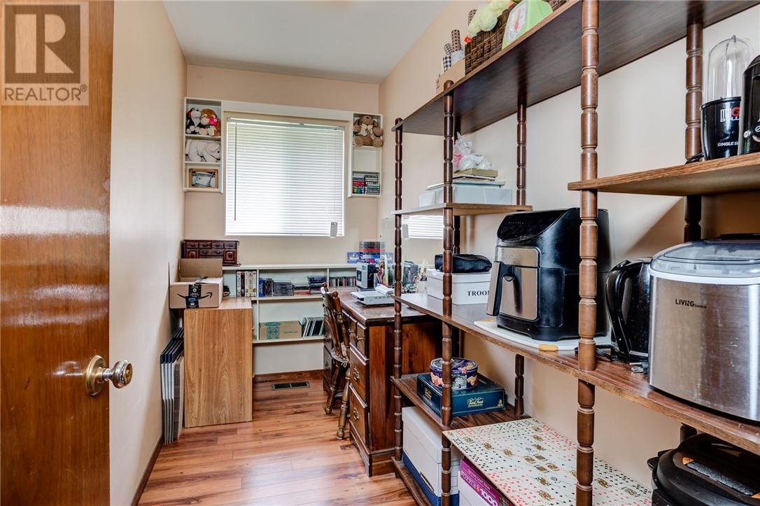 1721 Charles Court - 23