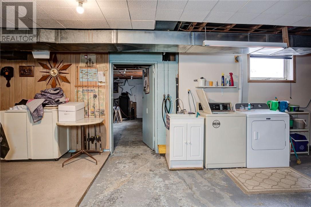 1721 Charles Court - 27