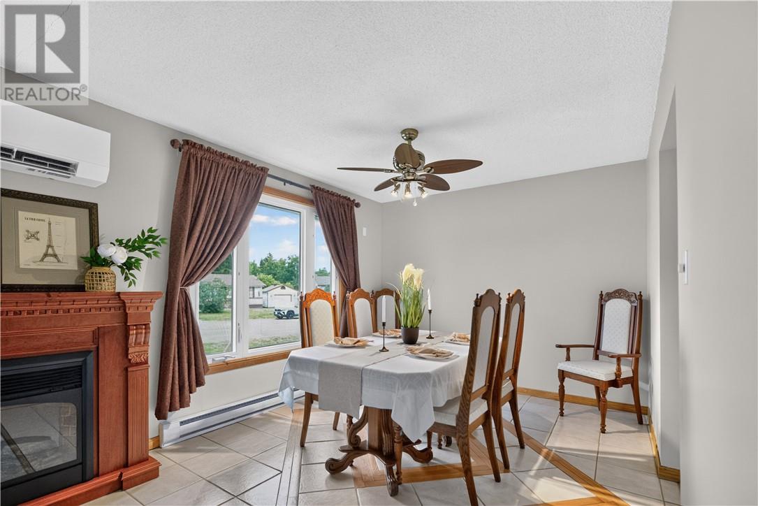 1527 Talon Street - Image 16