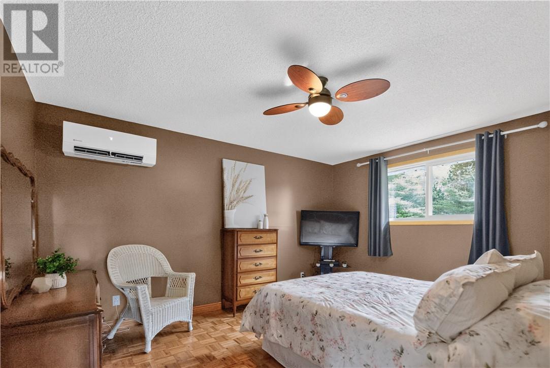 1527 Talon Street - 22
