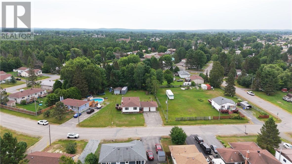 1527 Talon Street - 9