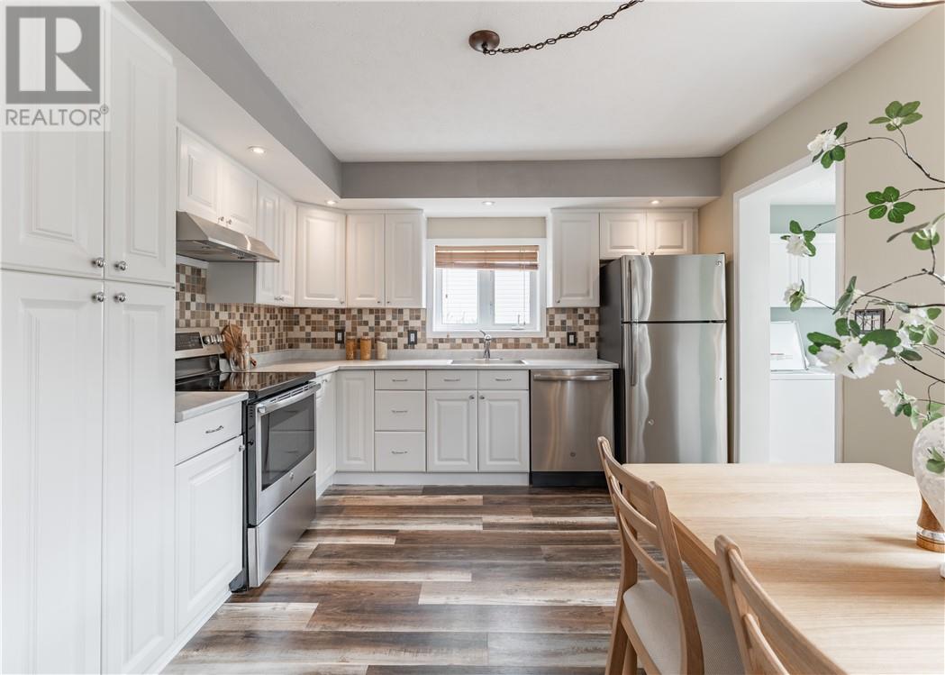 1561 Weller Street - 11