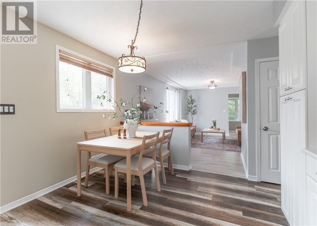 1561 Weller Street - Image 14