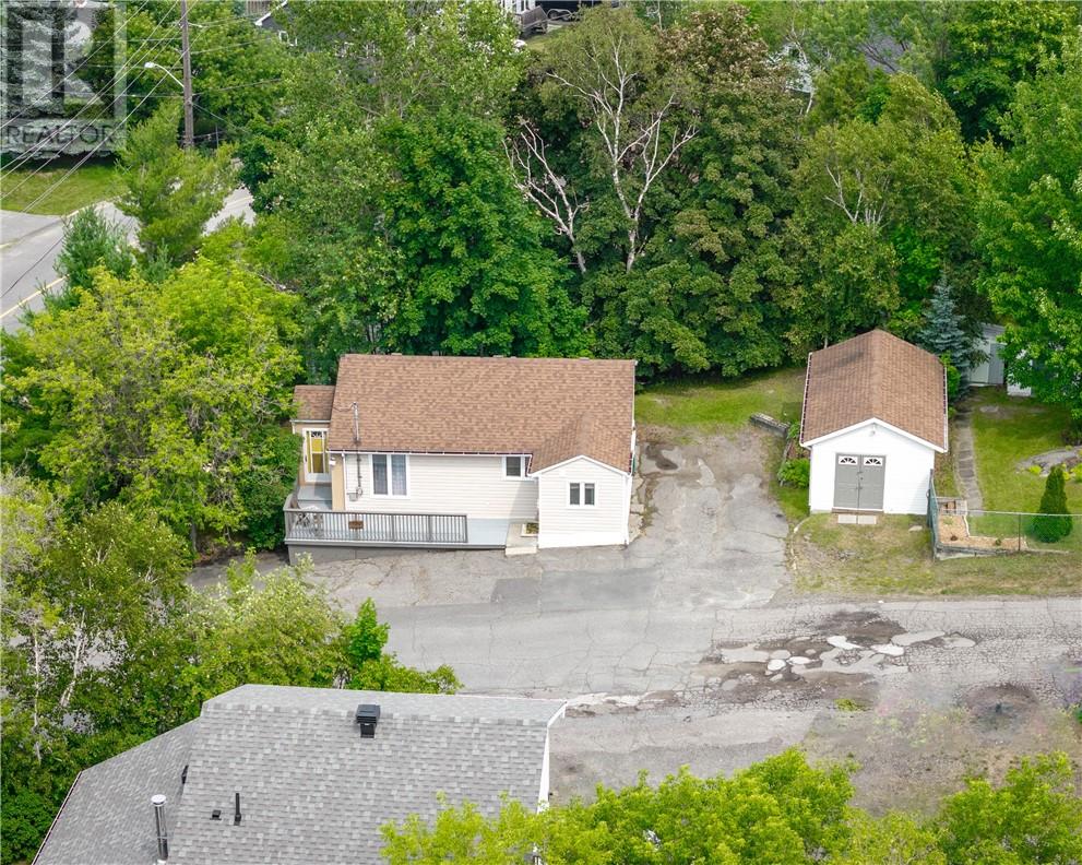 1561 Weller Street - 22