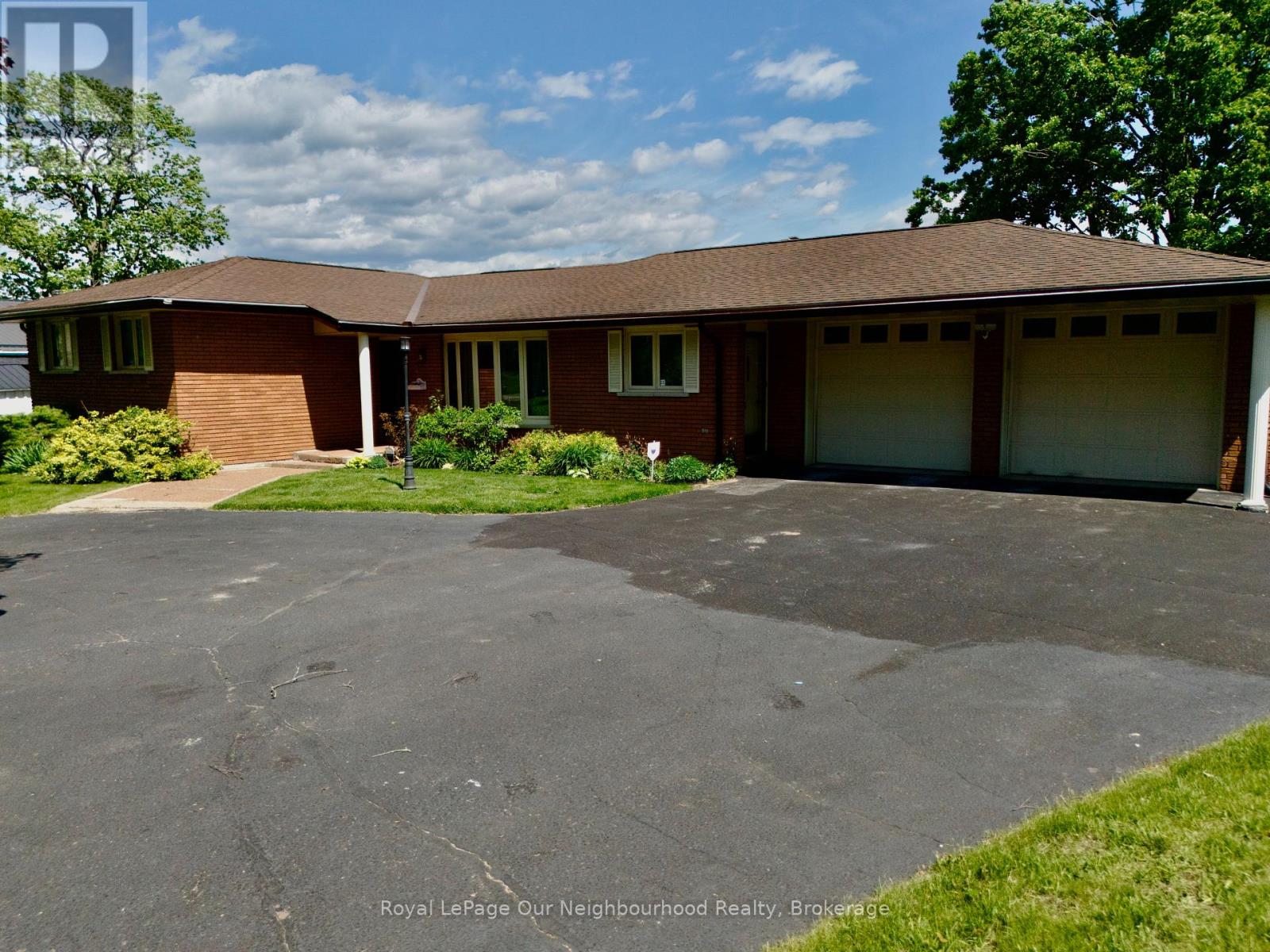 18 ROSECLIFF COURT - 3