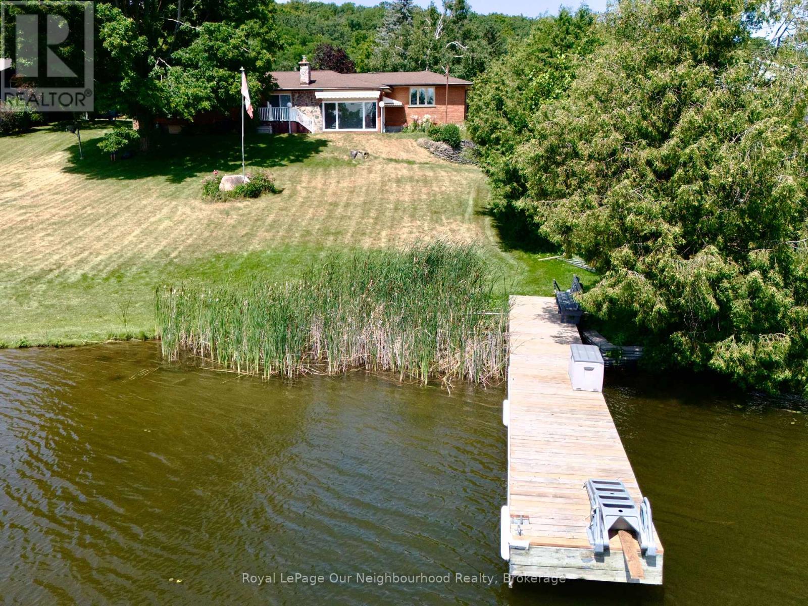 18 ROSECLIFF COURT - 7
