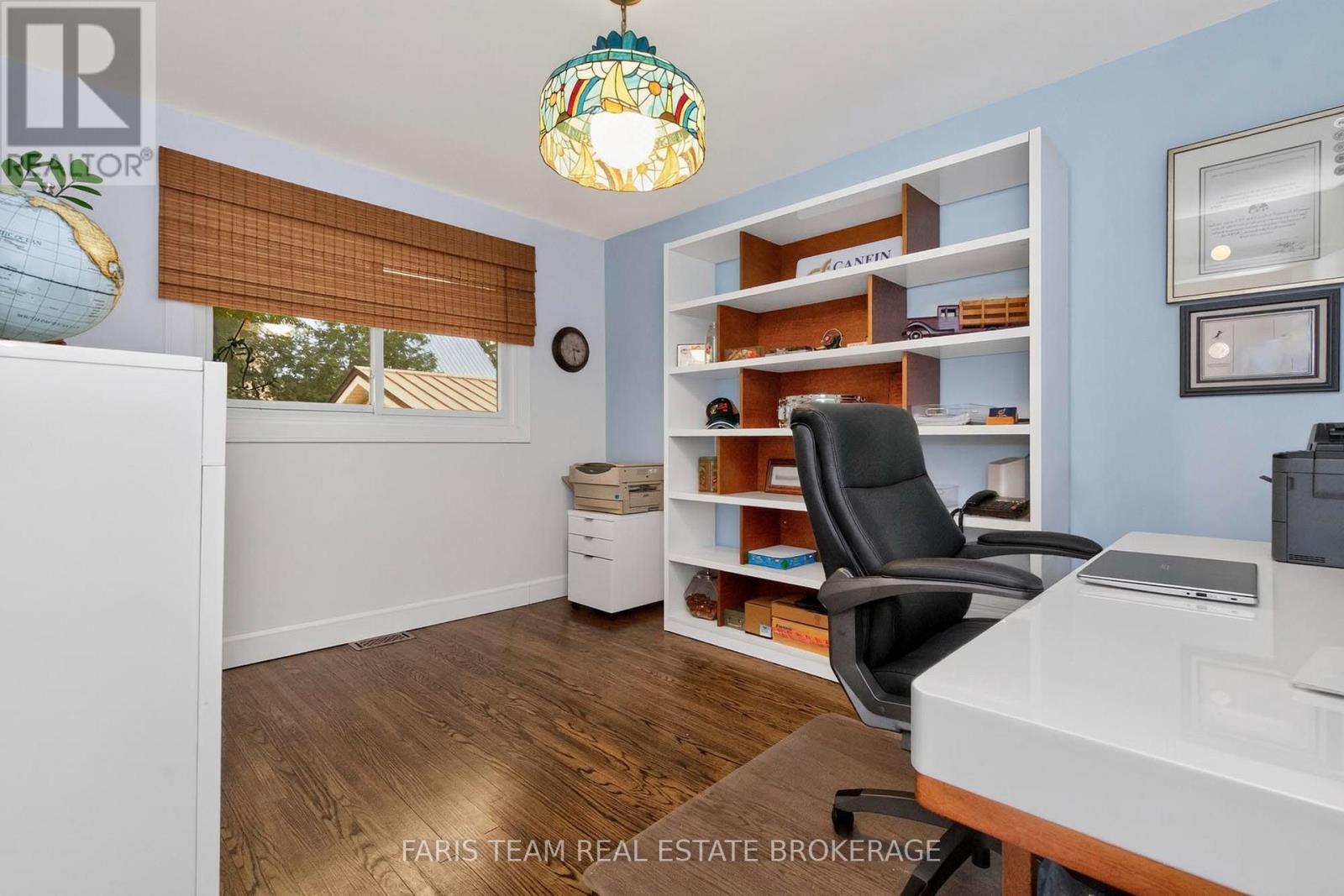 44 JEFFERY STREET - 21