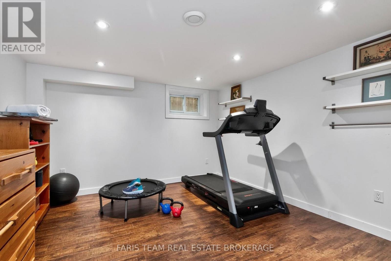 44 JEFFERY STREET - 31