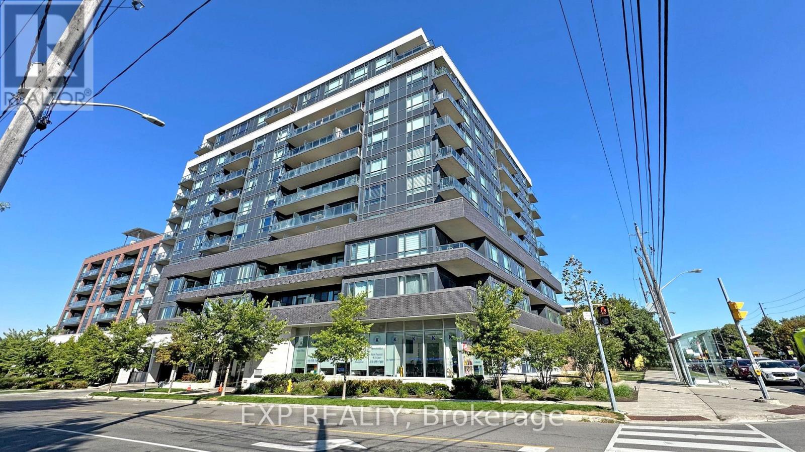 #206 2800 KEELE STREET - 13