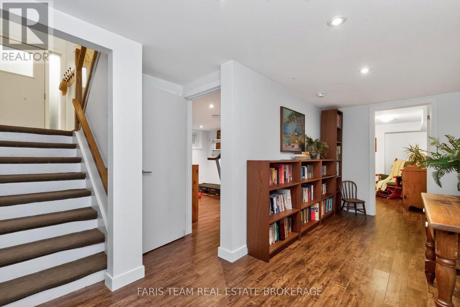 44 JEFFERY STREET - 24