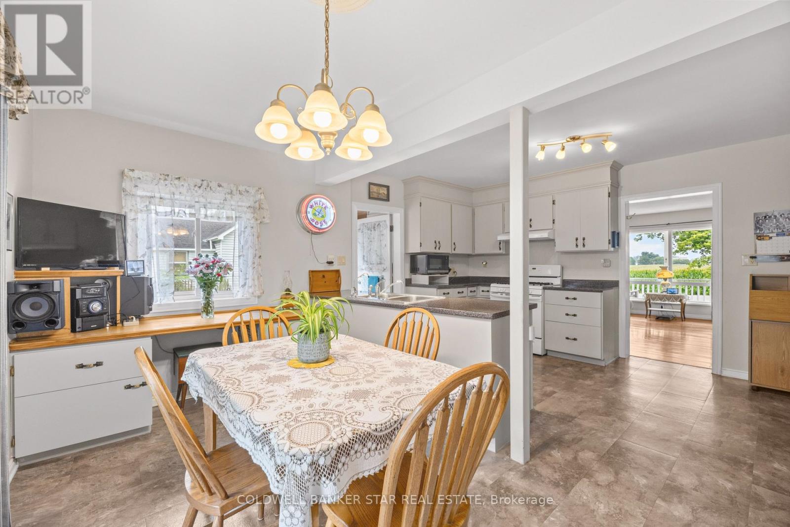 923272 ROAD 92 ROAD - 16