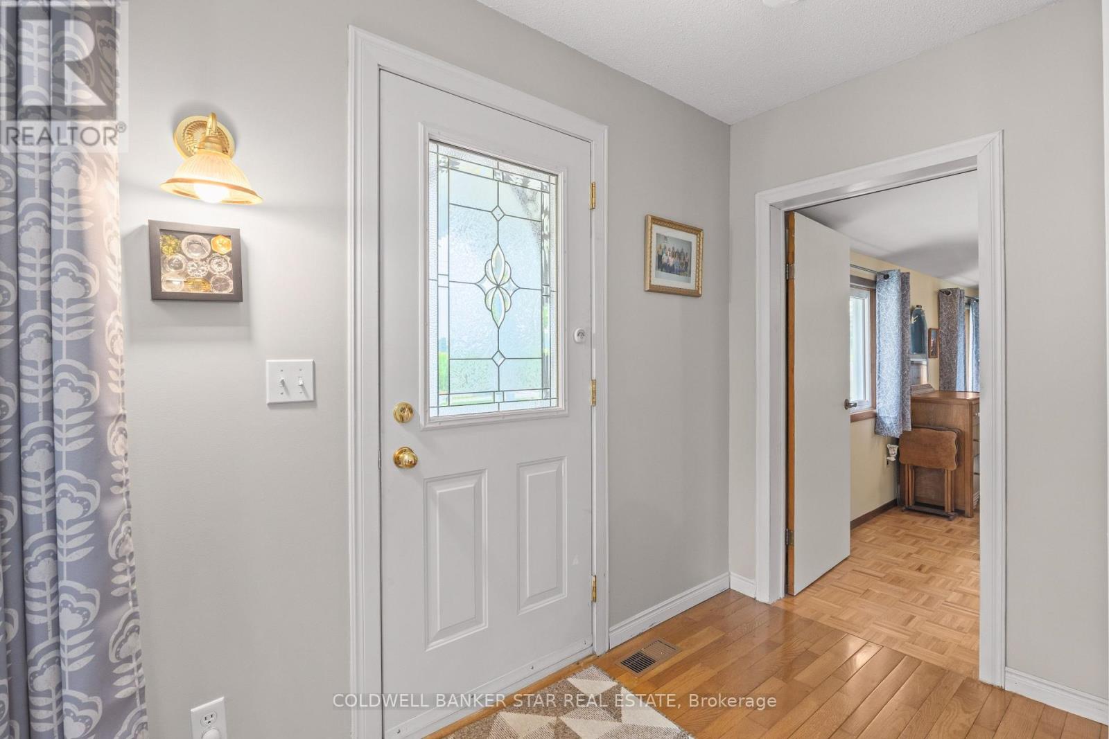 923272 ROAD 92 ROAD - 7