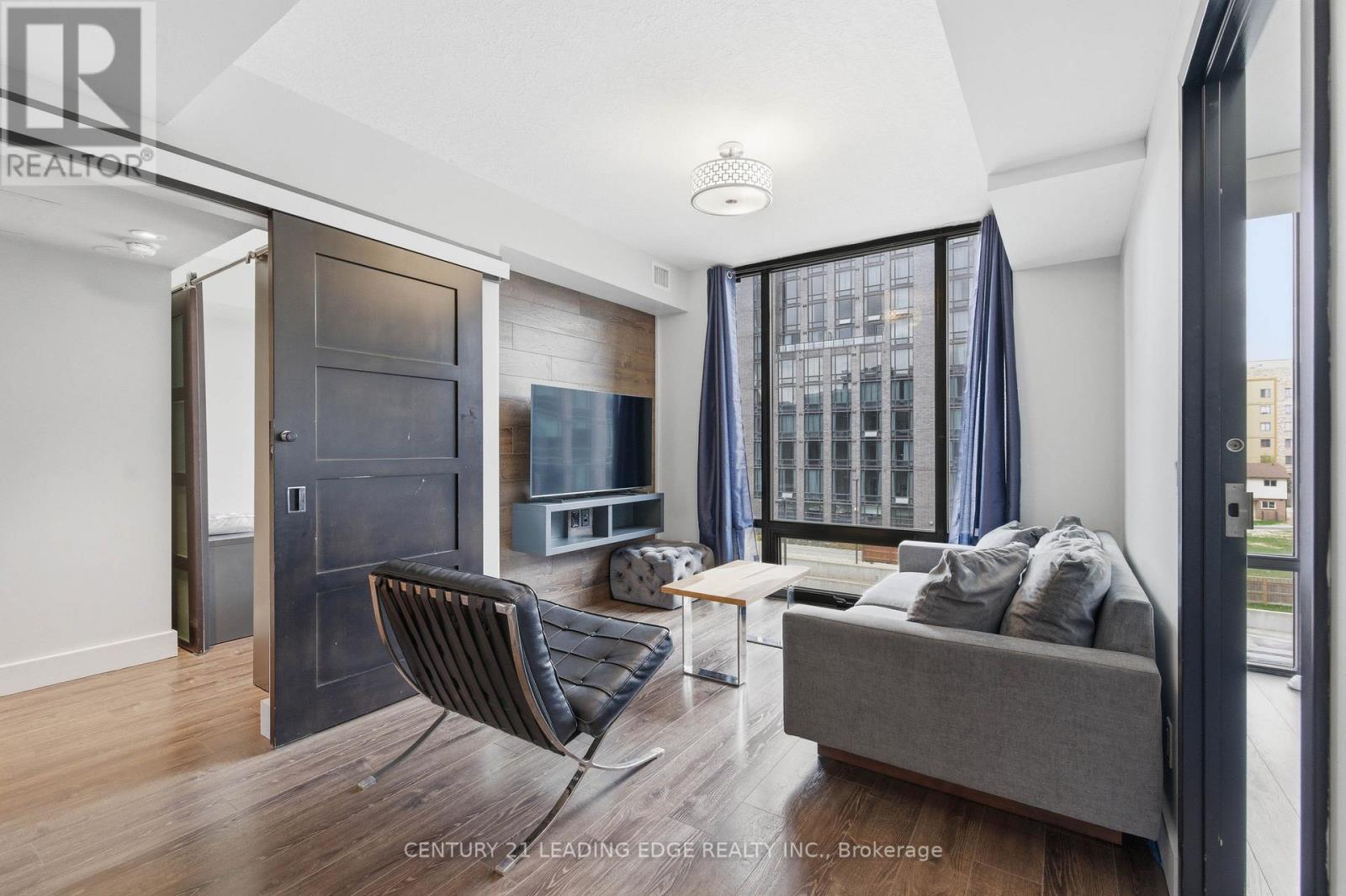#C533 330 PHILLIP STREET - 5